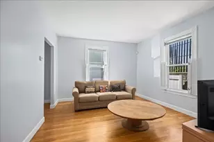 9 Allen Ct, Somerville, MA 02143 - Photo 3