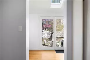 9 Allen Ct, Somerville, MA 02143 - Photo 9