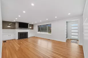 595 Washington St, Easton, MA 02375 - Photo 5