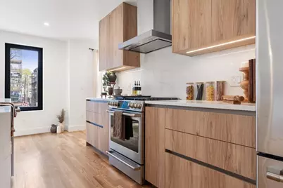 6 Gen Devine Wy #1, Boston, MA 02127 - Photo 3