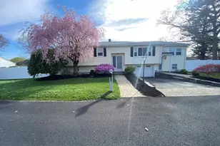 3 Tomaso Rd, Milford, MA 01757 - Photo 3