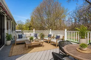 22 Buckingham Ave, West Springfield, MA 01089 - Photo 11