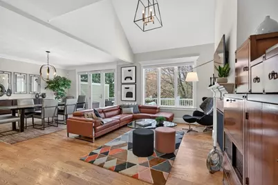 25 Crenshaw Ln #15-2, Andover, MA 01810 - Photo 5