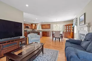 32 Steele St, Holden, MA 01520 - Photo 13