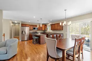 32 Steele St, Holden, MA 01520 - Photo 3