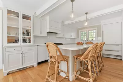 36 Stockbridge St, Cohasset, MA 02025 - Photo 5
