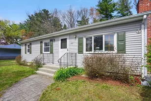 202 Spikenard Cir, Springfield, MA 01129 - Photo 3