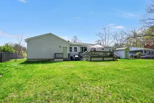 202 Spikenard Cir, Springfield, MA 01129 - Photo 33