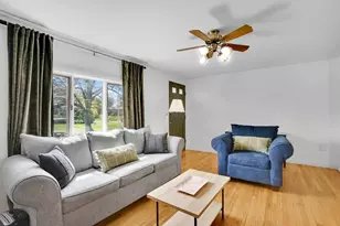 202 Spikenard Cir, Springfield, MA 01129 - Photo 15