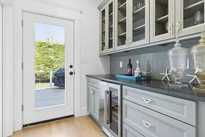 20 Ocean Ave, Swampscott, MA 01907 - Photo 17