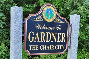 136 Chapel St, Gardner, MA 01440 - Photo 33