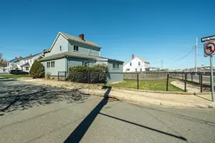118 Sunnyside Ave, Winthrop, MA 02152 - Photo 37