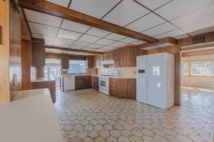 118 Sunnyside Ave, Winthrop, MA 02152 - Photo 9