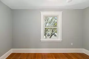 135 Essex St, Beverly, MA 01915 - Photo 23