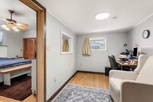 91 Great Woods Rd, Saugus, MA 01906 - Photo 15