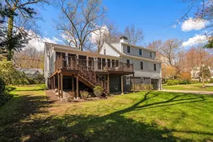 22 Standish Rd, Wellesley, MA 02481 - Photo 27