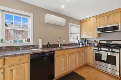 411B Lake Avenue, Worcester, MA 01604 - Photo 7