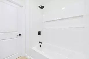 33 Crapo St, New Bedford, MA 02740 - Photo 23