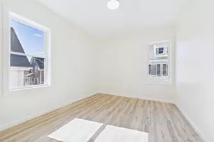 33 Crapo St, New Bedford, MA 02740 - Photo 21