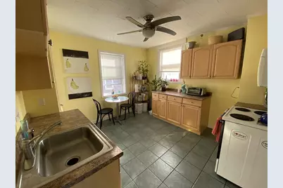 136 Broadway #3, Somerville, MA 02145 - Photo 9