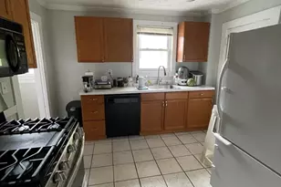 29-31 Bradford St, Watertown, MA 02472 - Photo 7