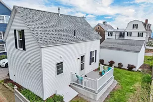 3 Madison St, Newburyport, MA 01950 - Photo 15