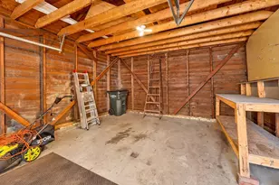 3 Madison St, Newburyport, MA 01950 - Photo 27