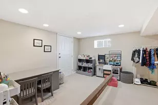 2 Irena Rd, Boston, MA 02124 - Photo 21