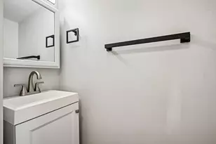 19 Sheldon St, Lowell, MA 01851 - Photo 15