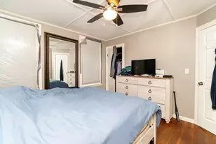 53 Roseclair St, Boston, MA 02125 - Photo 13