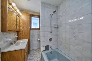 53 Roseclair St, Boston, MA 02125 - Photo 27