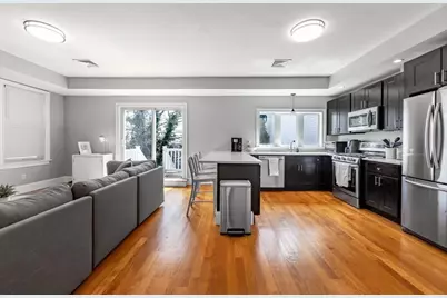 417 East 7th St #2, Boston, MA 02127 - Photo 3