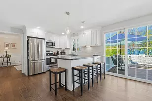 16 Teaberry Ln, North Attleboro, MA 02760 - Photo 9