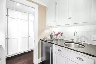 64 Albion Rd, Wellesley, MA 02481 - Photo 9