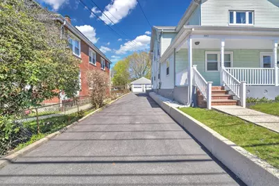 492 Metropolitan Ave #2, Boston, MA 02136 - Photo 15