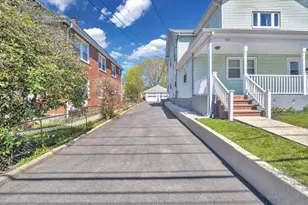 492 Metropolitan Ave, Boston, MA 02136 - Photo 15