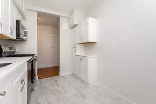 2001 Commonwealth Ave, Boston, MA 02135 - Photo 9
