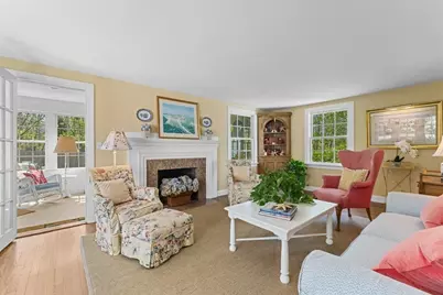 279 Oakland Street, Wellesley, MA 02481 - Photo 11