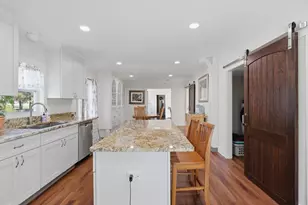 66 High St, Northbridge, MA 01588 - Photo 9