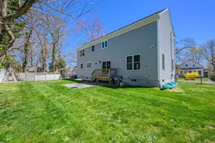 14 Grandview Ave, Fairhaven, MA 02719 - Photo 33