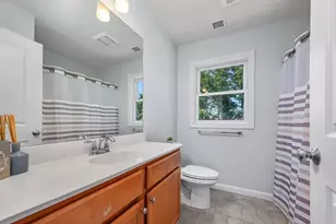 14 Grandview Ave, Fairhaven, MA 02719 - Photo 21