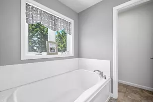 14 Grandview Ave, Fairhaven, MA 02719 - Photo 27