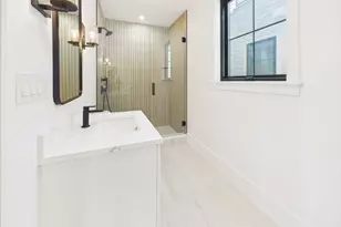 1676 Columbia Rd, Boston, MA 02127 - Photo 13