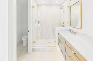 1676 Columbia Rd, Boston, MA 02127 - Photo 29