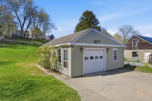 19 Peck Ave, Plymouth, MA 02360 - Photo 3