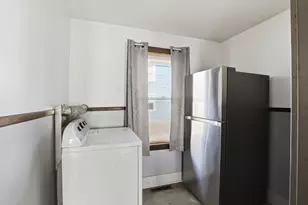 19 Peck Ave, Plymouth, MA 02360 - Photo 9