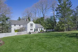 117 Forest St, Wellesley, MA 02481 - Photo 41