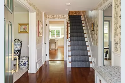 117 Forest St, Wellesley, MA 02481 - Photo 3