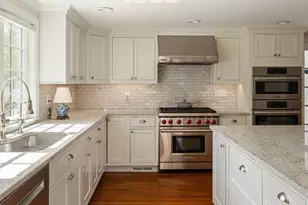 117 Forest St, Wellesley, MA 02481 - Photo 13