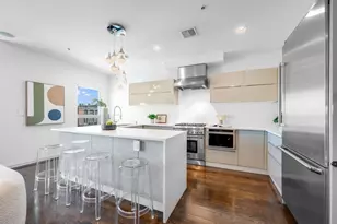 687 E 2nd St, Boston, MA 02127 - Photo 5